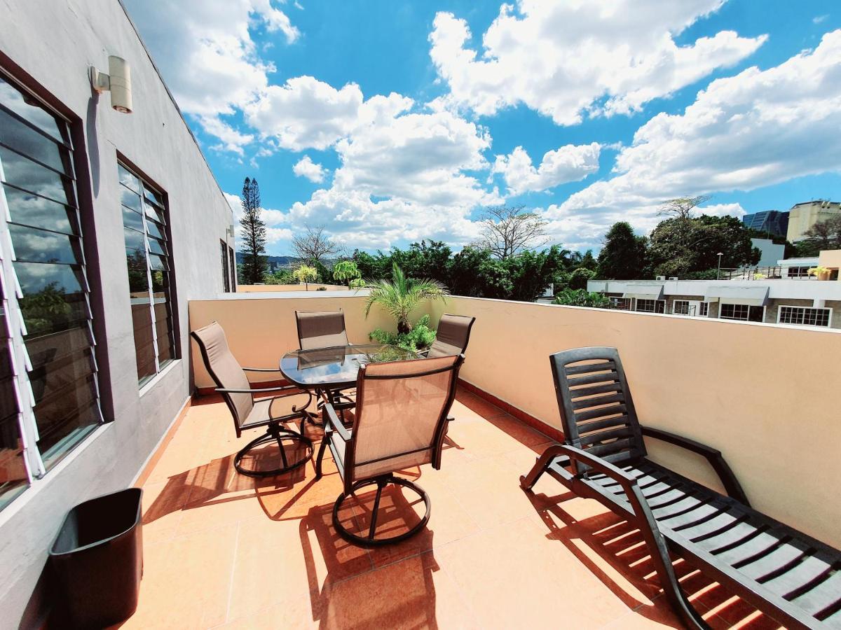 Appartement San Benito Flats Wifi 50Mg - 4 Huespedes - Parqueos à San Salvador Extérieur photo