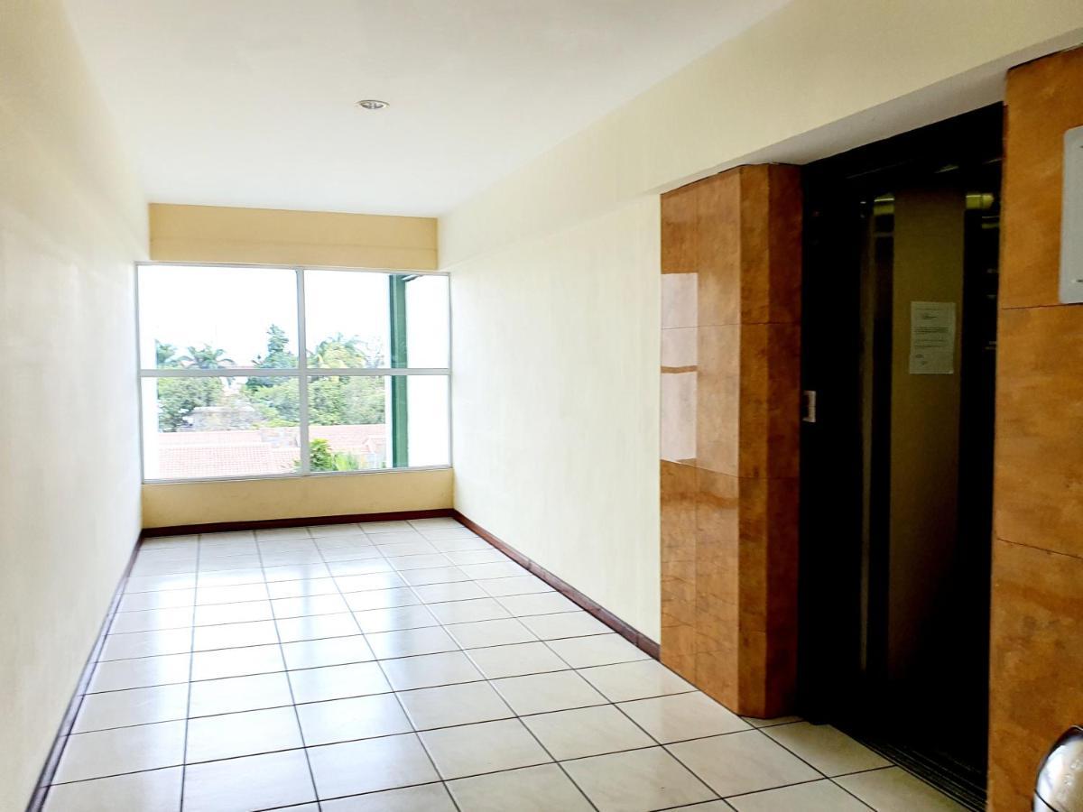 Appartement San Benito Flats Wifi 50Mg - 4 Huespedes - Parqueos à San Salvador Extérieur photo